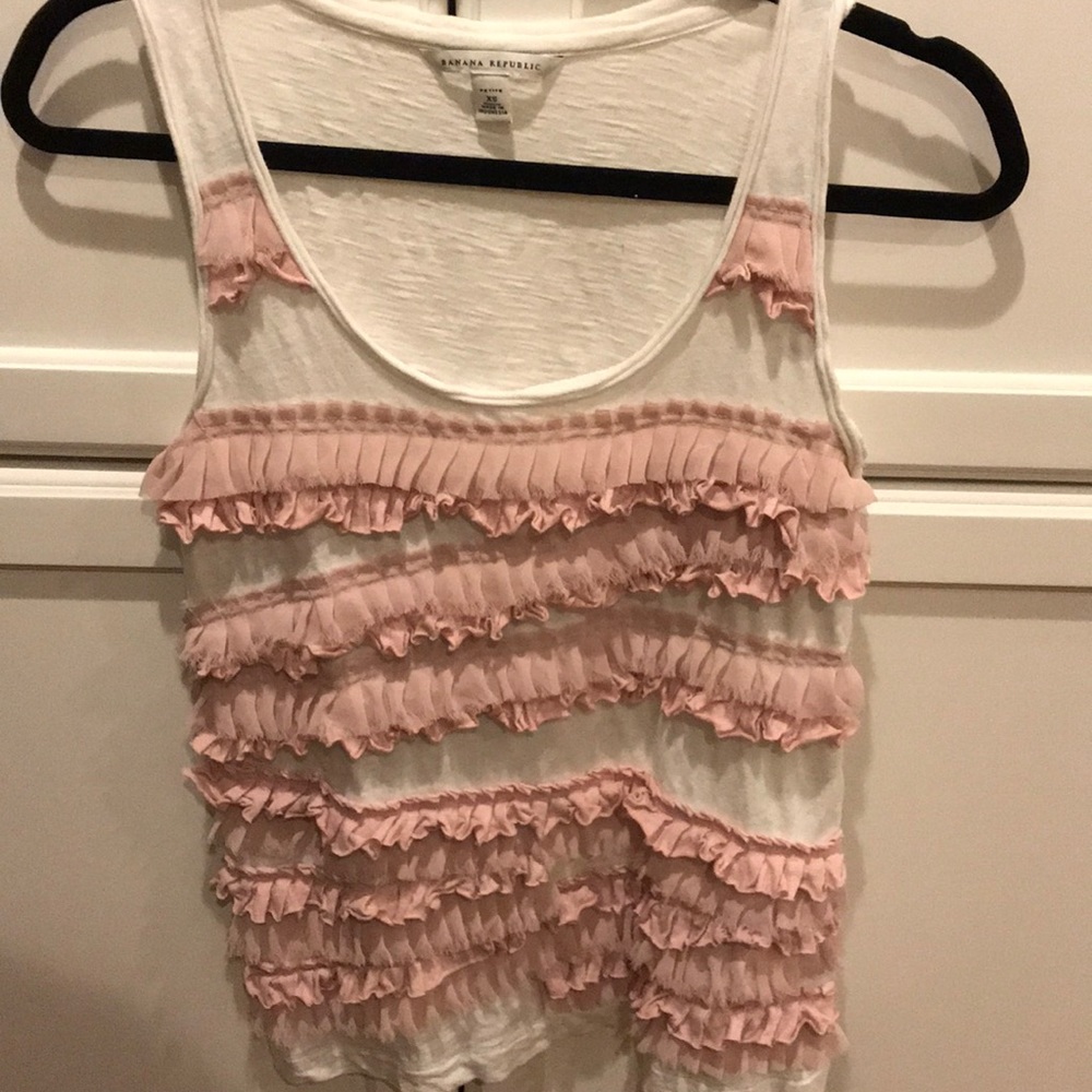 Frilly detailed tank